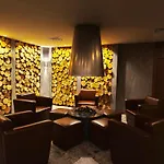 아파트 Deluxe King With Mountain View And Rilski 반스코