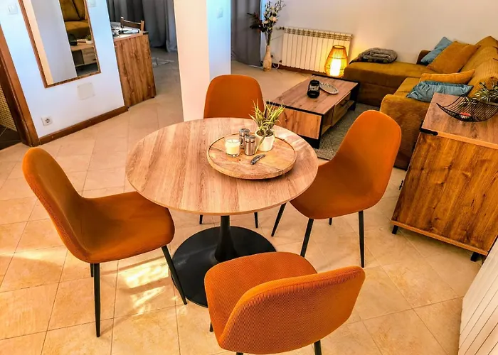 Deluxe King With Mountain View And Rilski